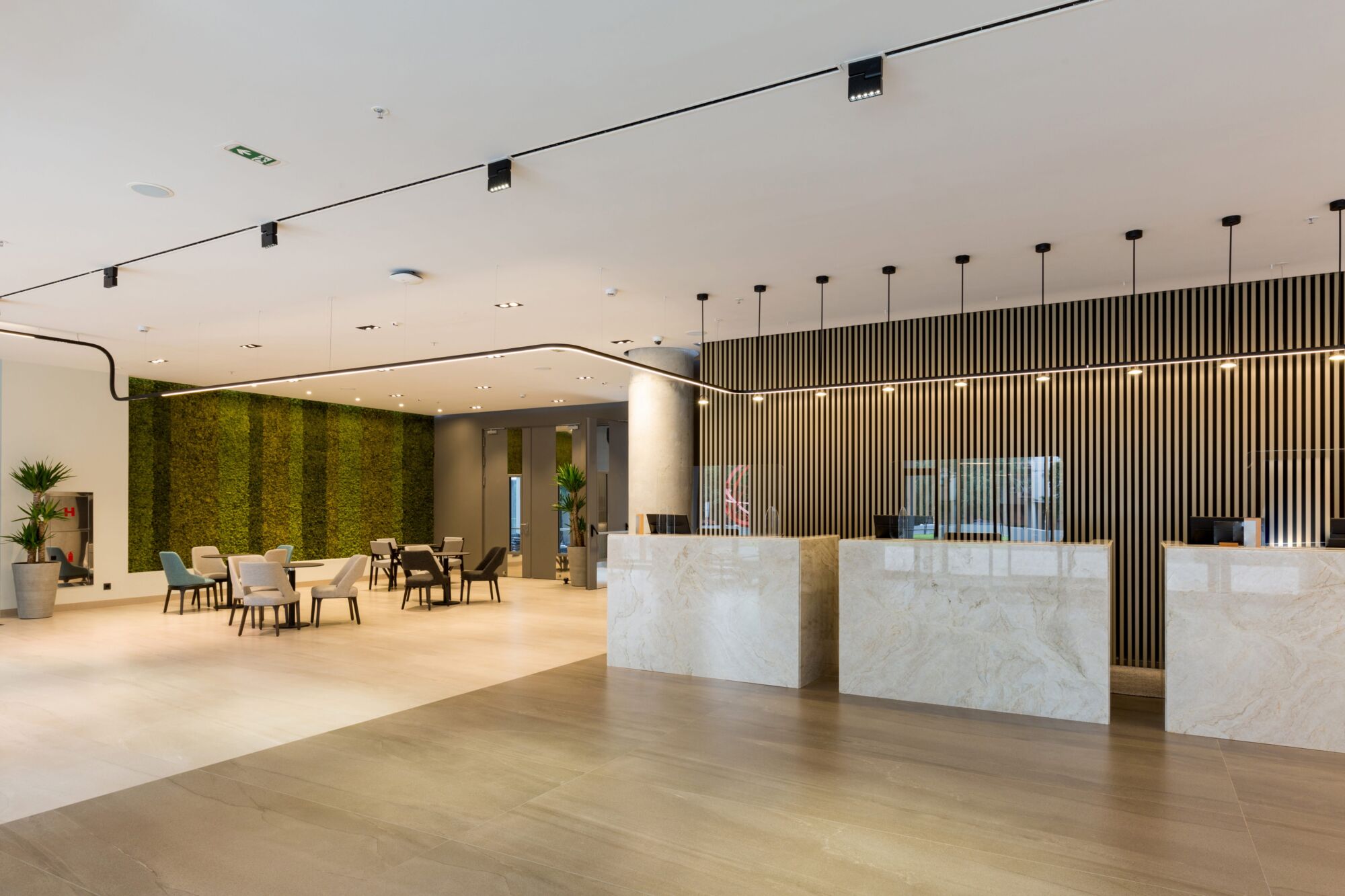 LOCAUX PROFESSIONNELS | Atypik Immobilier Pose de cloisons et de mobiliers dans votre local d’entreprise à Colmar et Mulhouse Sélestat 5