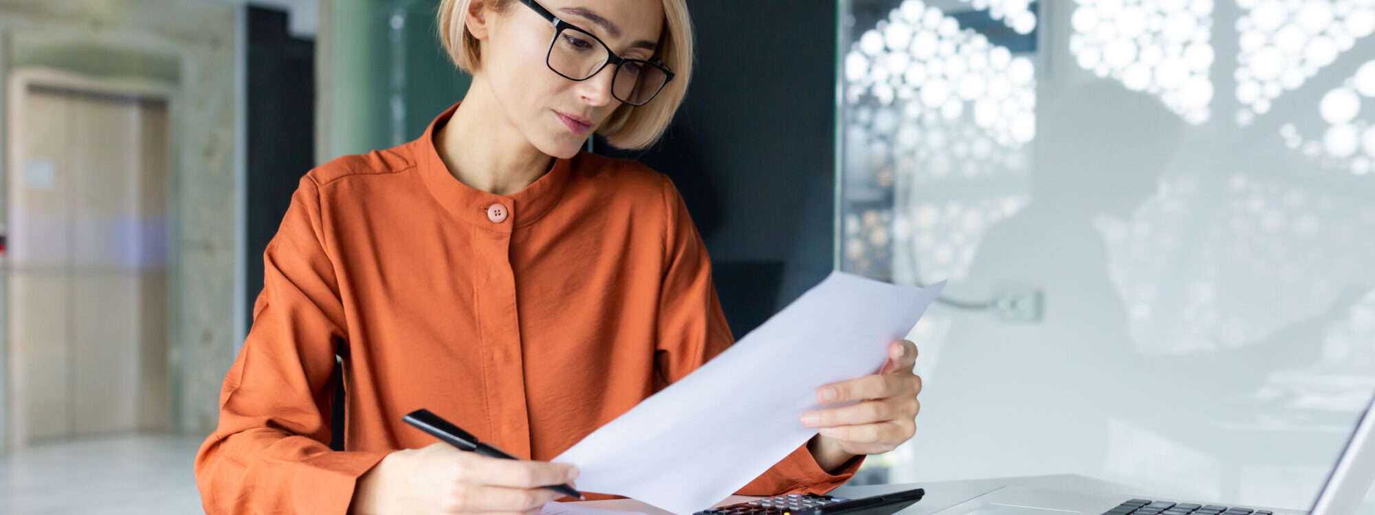 ADOBESTOCK_615831319 2000X750 | Atypik Immobilier Le bail précaire (ou bail dérogatoire) Cernay