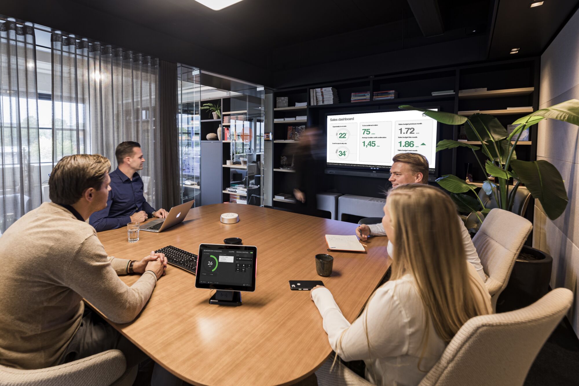 GOBRIGHT_086 BEW | Atypik Immobilier La technologie : un allié incontournable pour vos espaces de travail Colmar 0